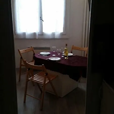 Serrecheholidays Apartment *